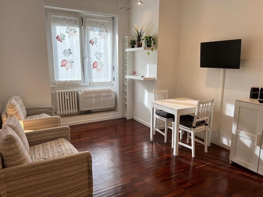 "Giulifor" - Zona Indipendenza - Risorgimento Appartement Milaan Buitenkant foto